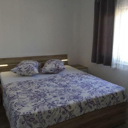 Apartman Ana Traù Esterno foto